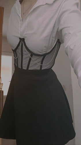 ترند سال بوستیه کرست توری زنانه