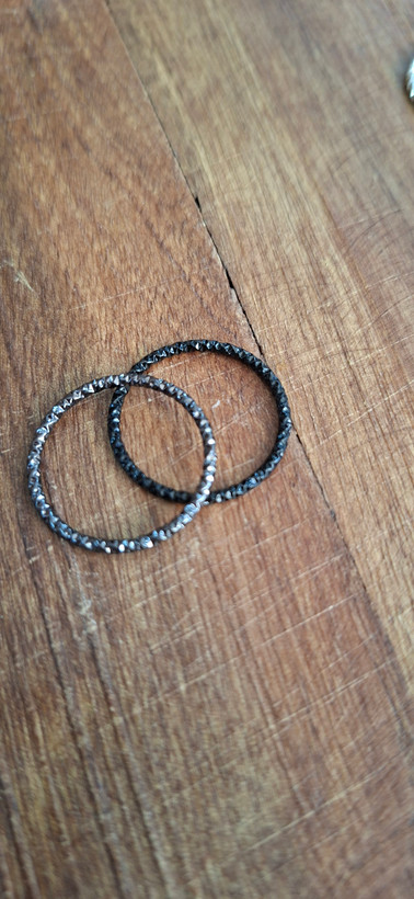 اکسسوری خاص انگشتر رینگ ظریف مشکی