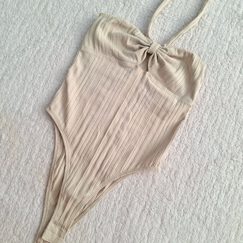 ارزانترین بادی زنانه مناسب برای زیر کت